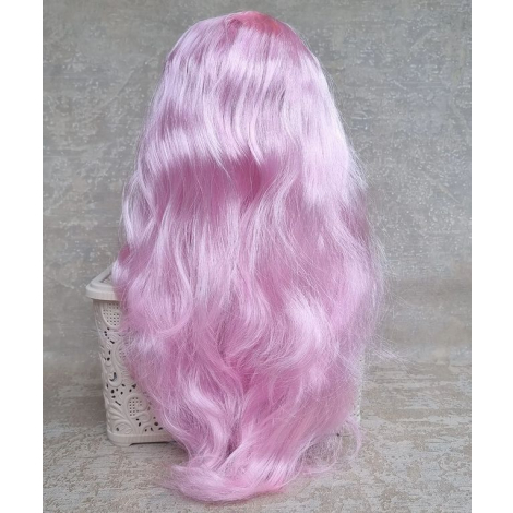 Кудрява блідо рожева карнавальна перука